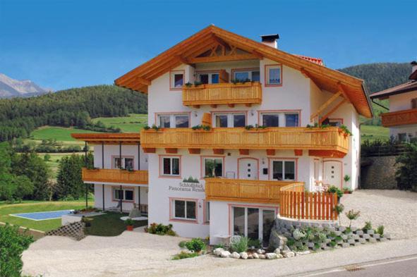 Aparthotel Panorama Schlossblick 3*